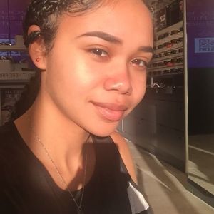 Meet your Posher, Ciara